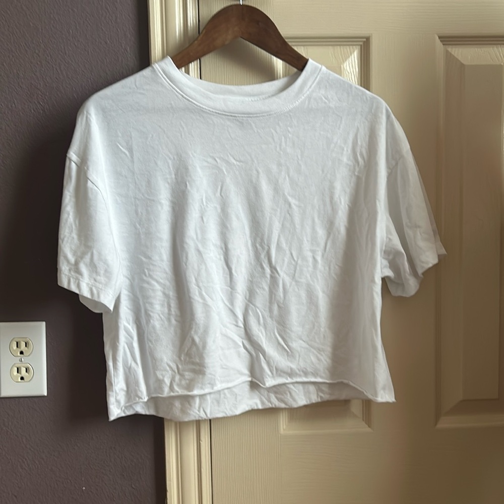 Wild Fable white  cropped T-shirt